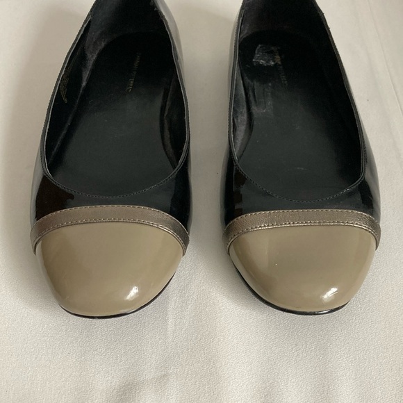 Banana Republic Round Toe Flats - 8 - Picture 3 of 8
